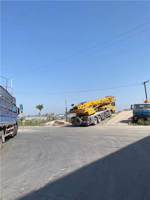 延吉市25吨吊车的租赁价格大概是多少？